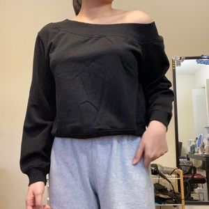 One-shoulder sweatshirt